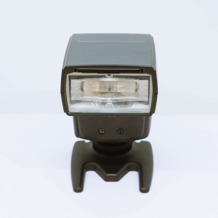 �y���Áz(���R�[) RICOH GF-1 �O��TTL�t���b�V��