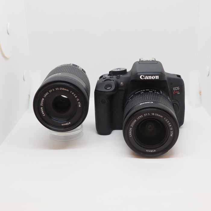 【中古】(キヤノン) Canon キヤノン EOS KISS X8I ダブルズームキツト
