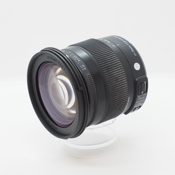 �y���Áz(�V�O�}) SIGMA 17-70/F2.8-4 DC �}�N�� OS HSM �j�R��APS-C