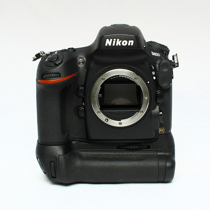 【中古】(ニコン) Nikon D800 ボディ+MB-D12