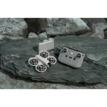 (�f�B�[�W�F�C�A�C)DJI Neo Fly More �R���{ WB5212